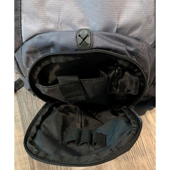 Targus Backpack Padded Computer Compartment 3 Mesh and 5 Zip Pockets Gray Black - Picture 8 of 14